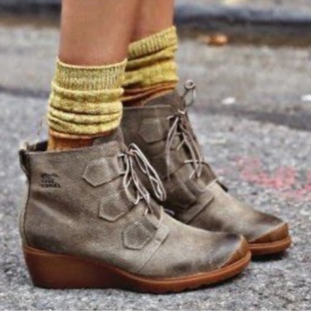 Sorel Oiled Suede Toronto Leather Wedge Lace Up Boots